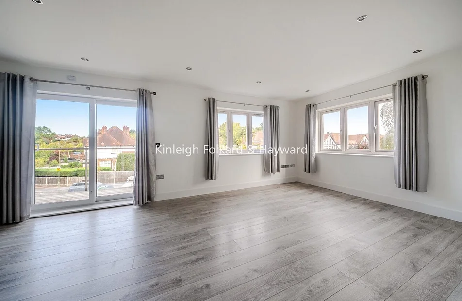 Flat Winchester Road in Greater London