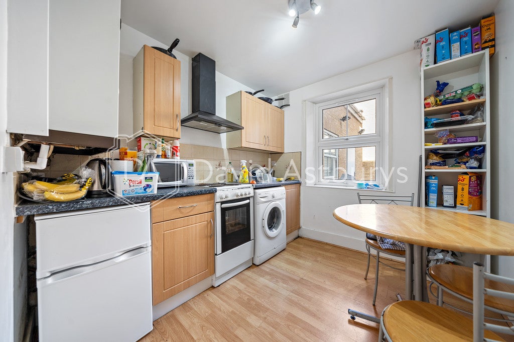 Flat Hornsey Road in Greater London