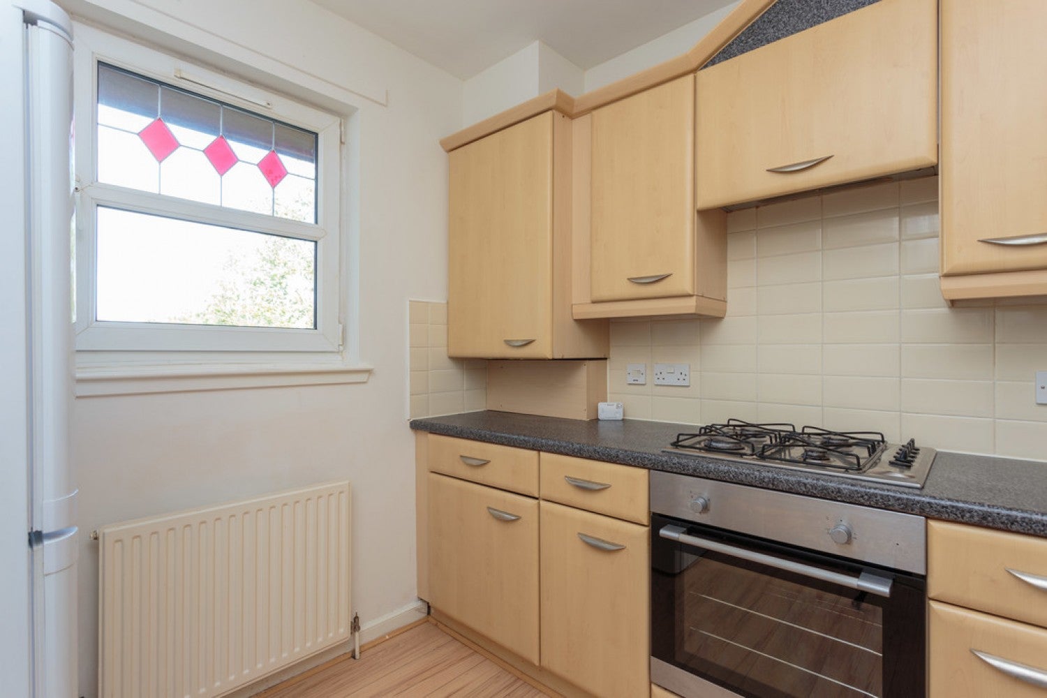 Flat Almondview in Livingston