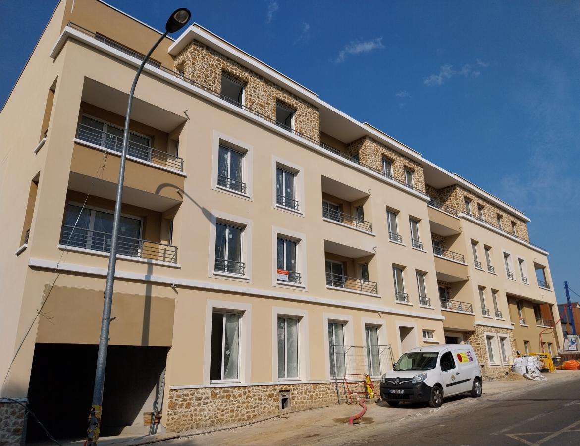 Appartement Rue Roger Henry à Saint-Cyr-l'École