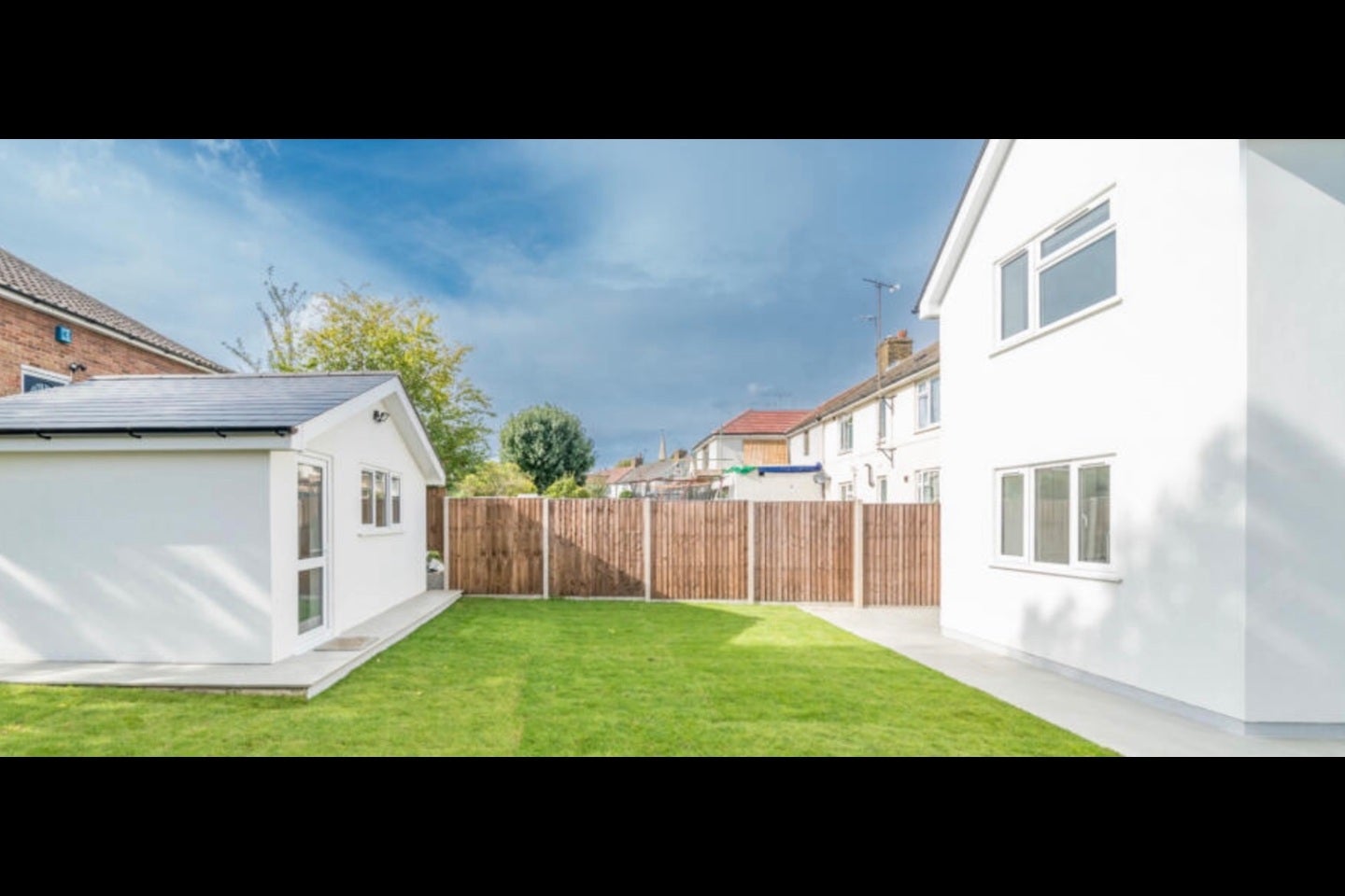 House Russell Road in Greater London
