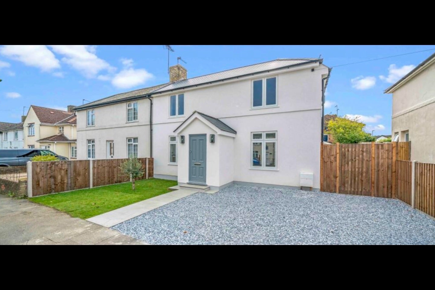 House Russell Road in Greater London