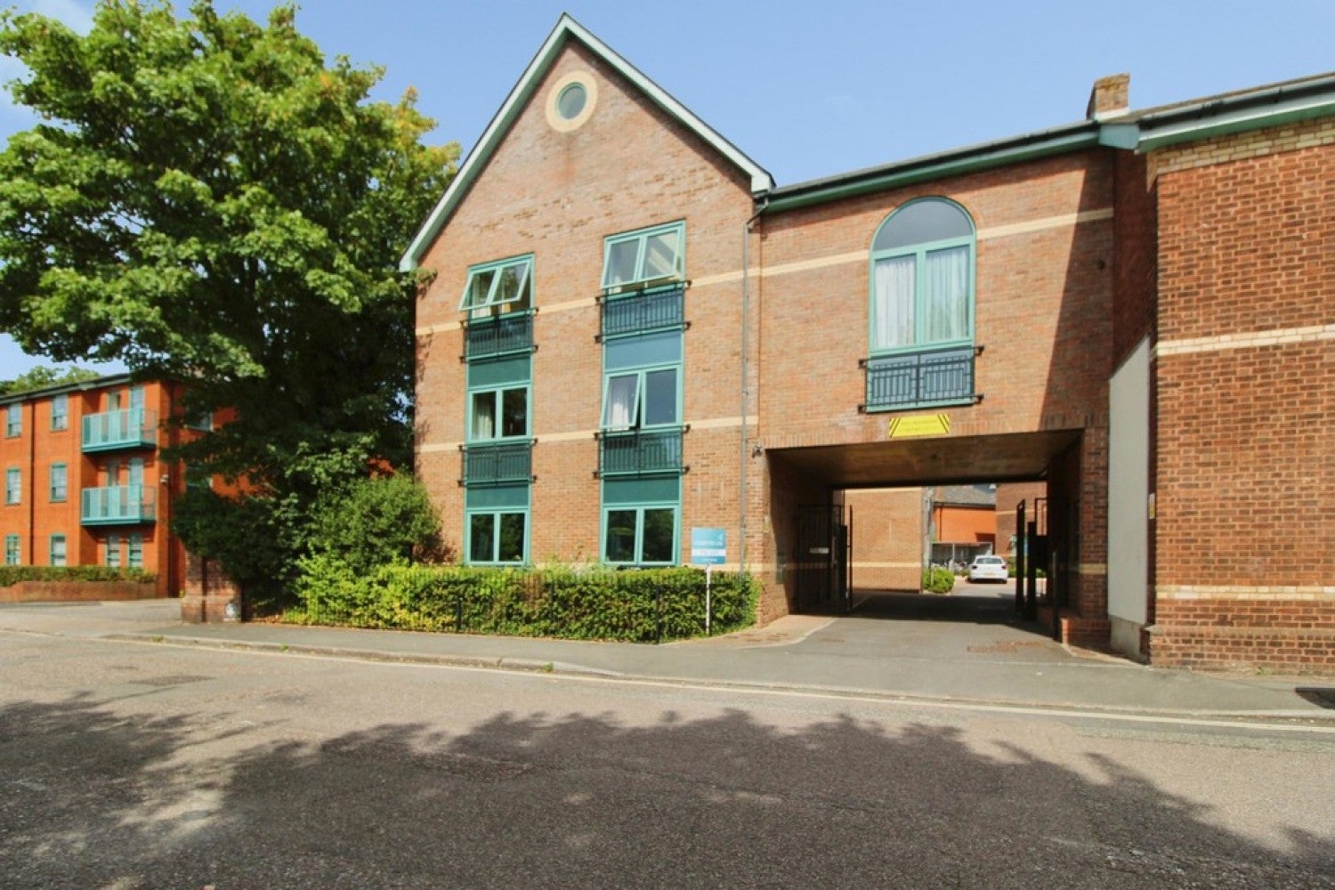 Flat Brewers Court in Exeter