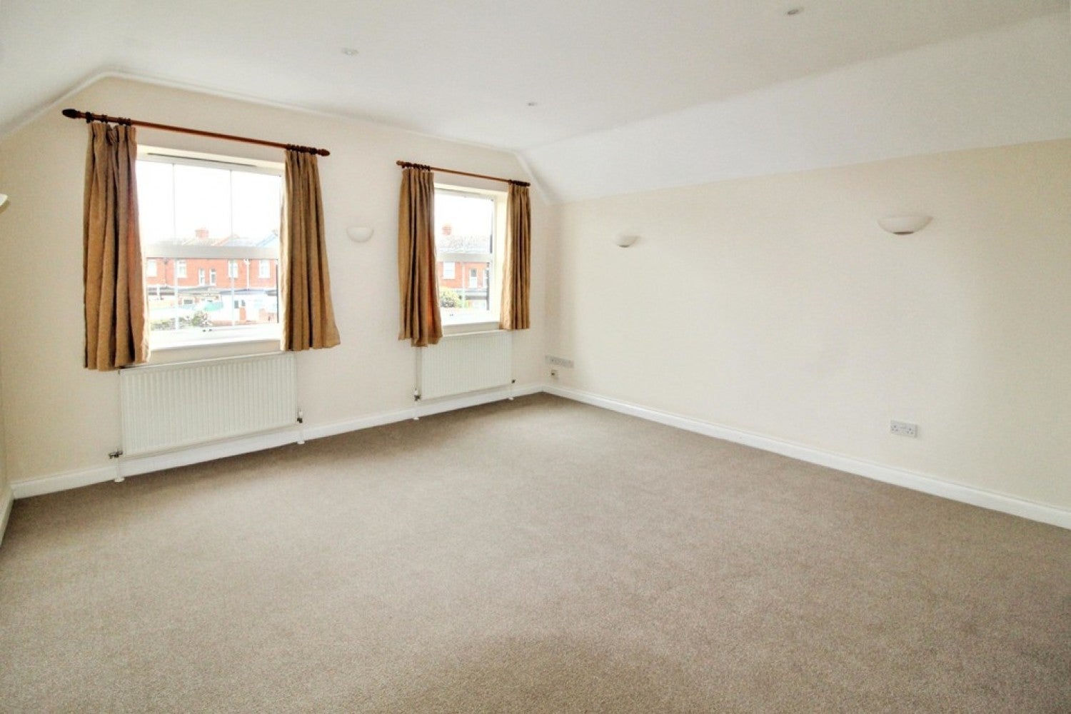 Flat Brewers Court in Exeter