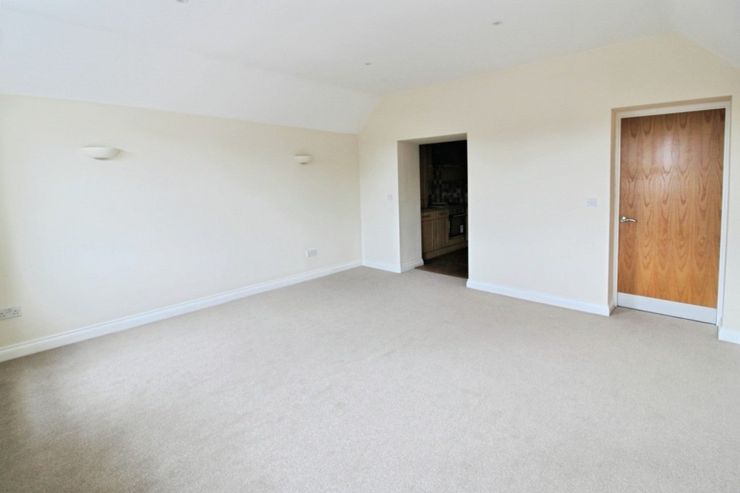 Flat Brewers Court in Exeter
