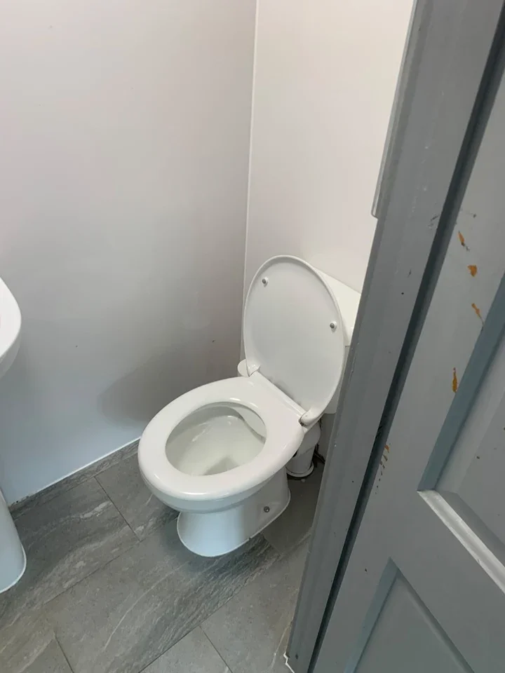 Flat Weald Lane in Greater London