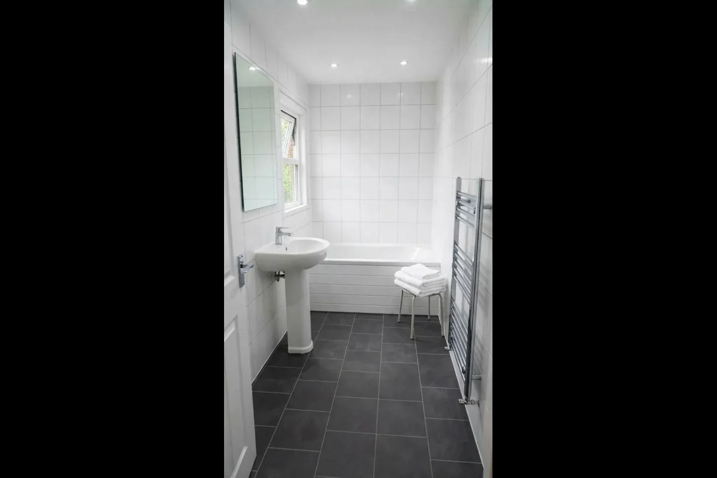 Room Balfour Road in Greater London