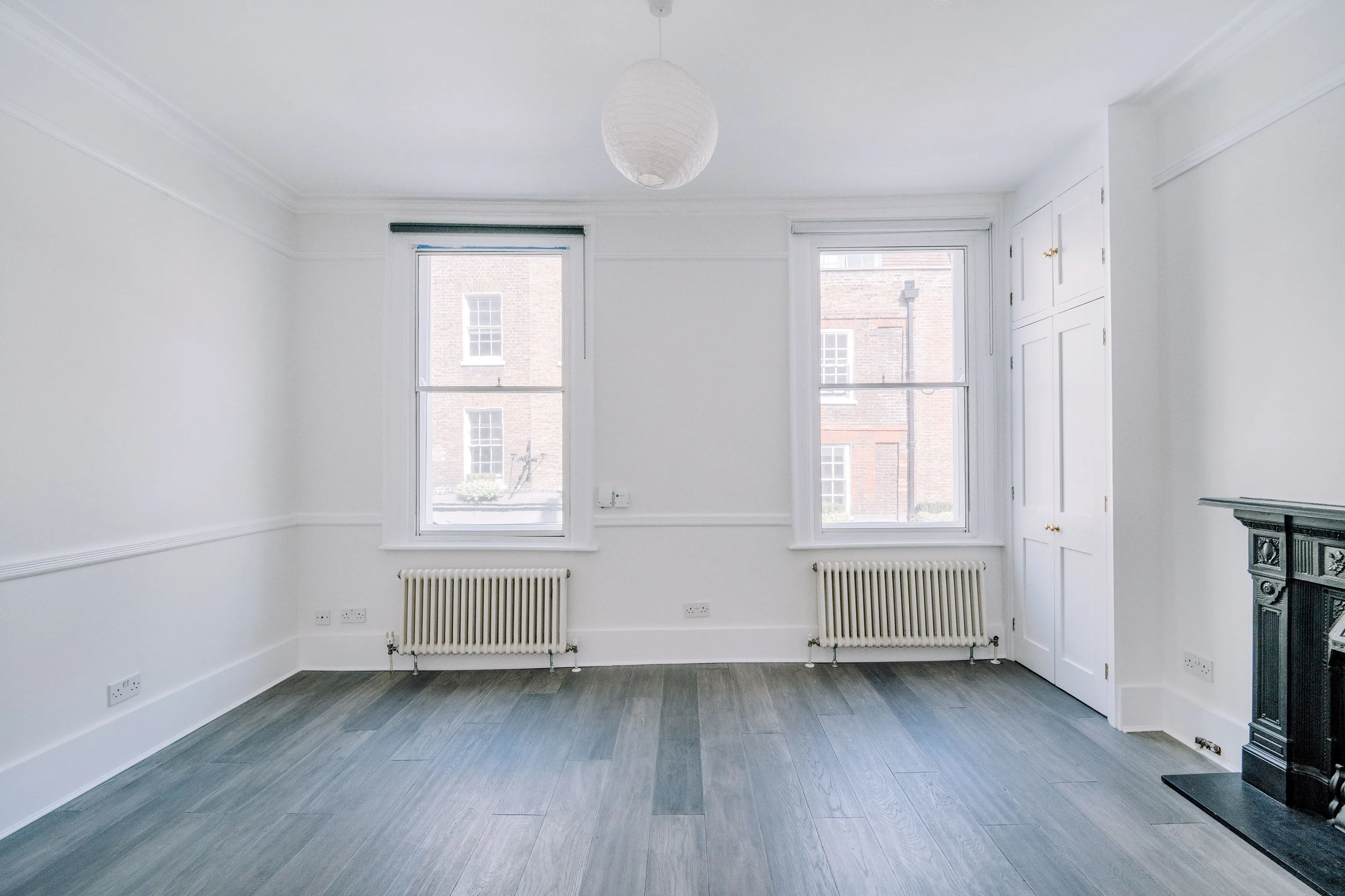 Flat Monmouth Street in Greater London