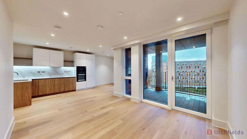Flat West End Lane in Greater London