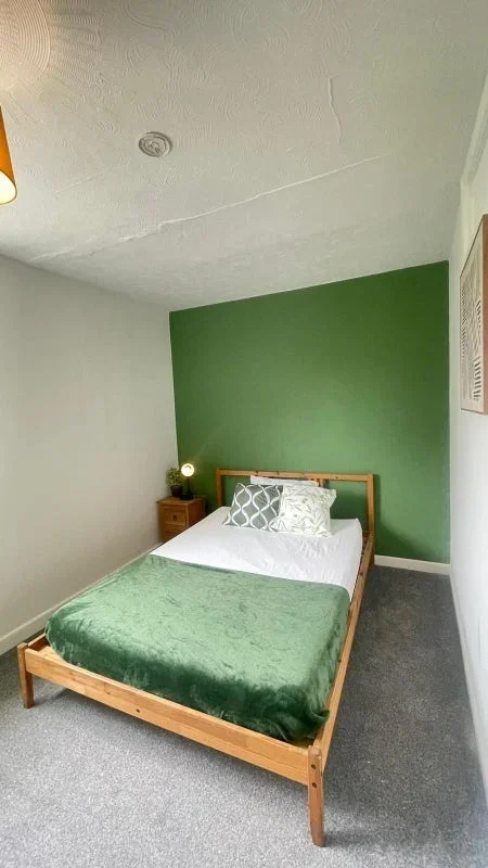 Room Alton Road in Bournemouth
