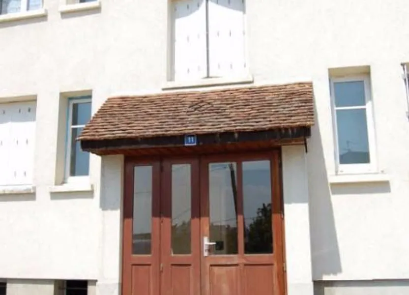 Flat Cité de la Mivoie in Saint-Satur