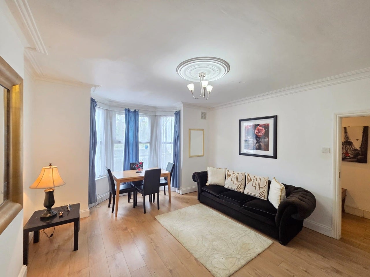 Flat Fairlop Road in Greater London