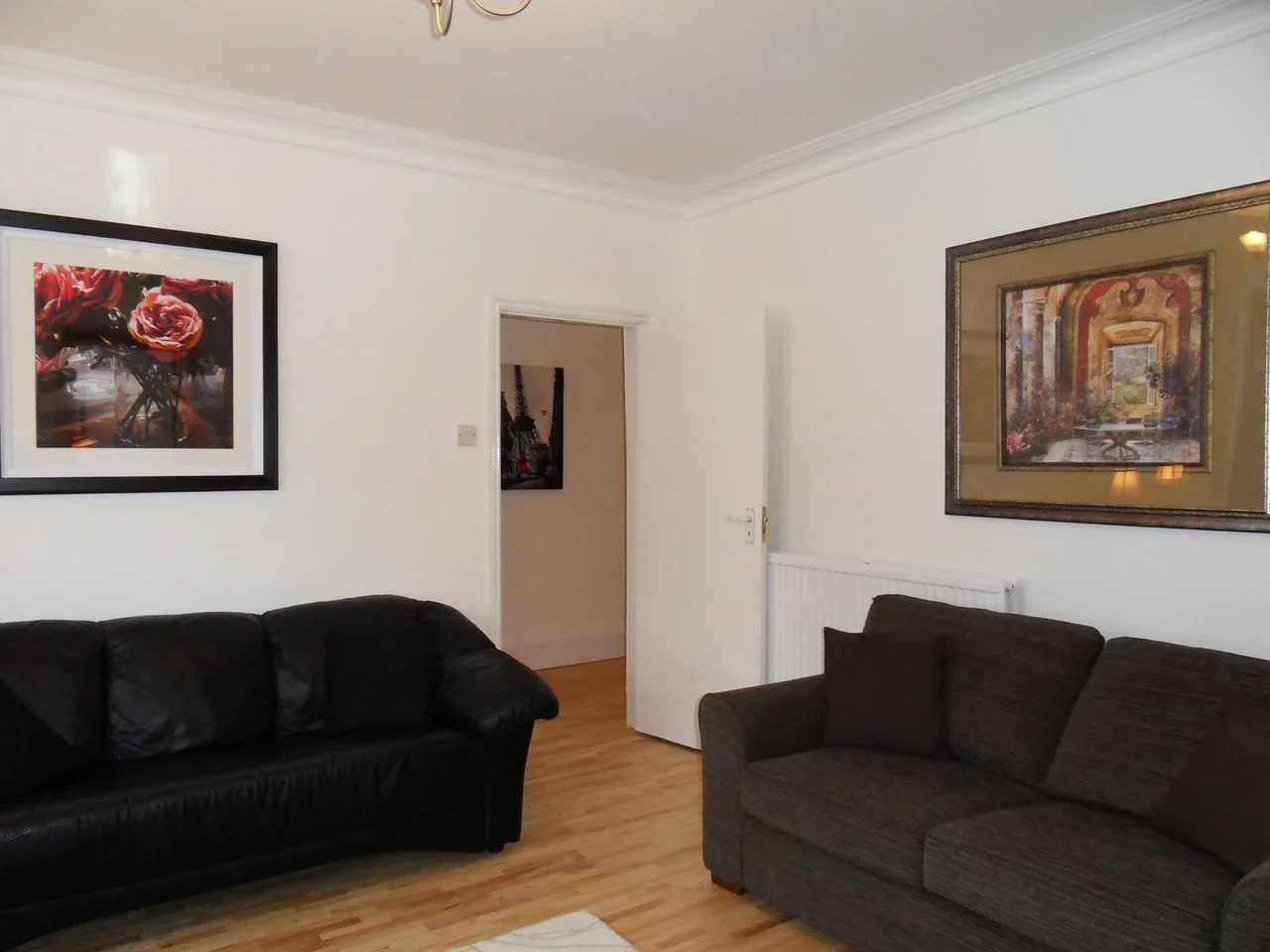 Flat Fairlop Road in Greater London