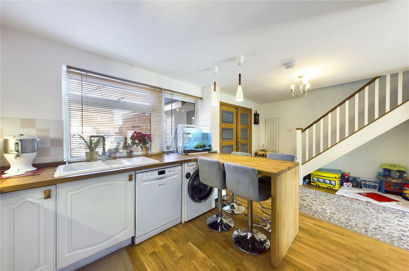 House Kirton Close in Reading