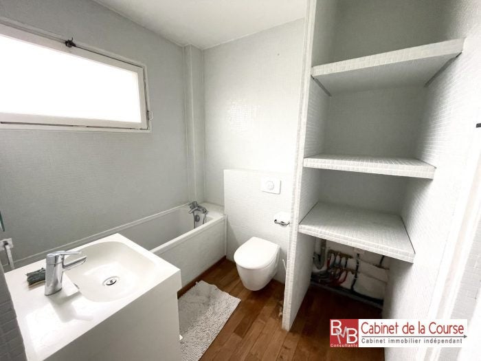 Appartement Rue Mandron à Bordeaux