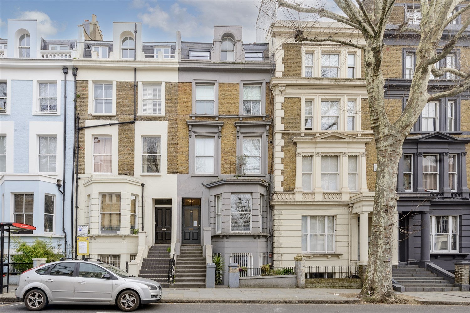 Flat Ladbroke Grove in Greater London