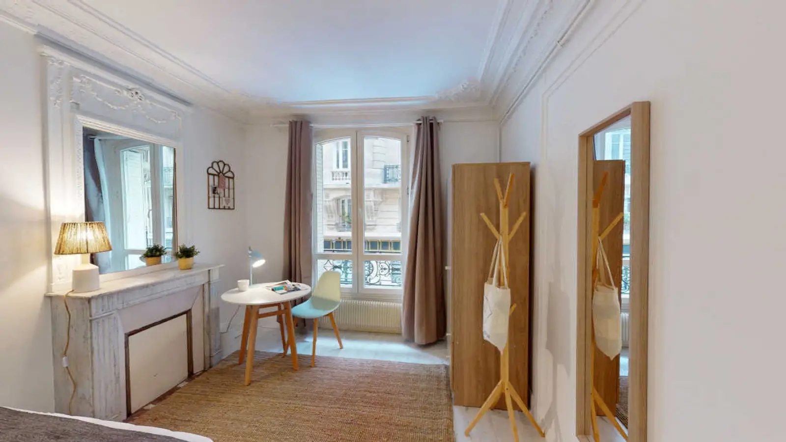 Chambre Rue Euryale Dehaynin à Paris