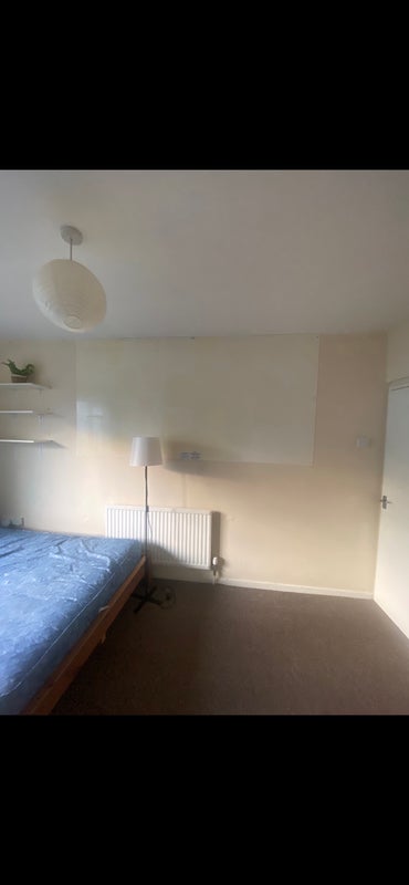 Room Horndean Close in Greater London