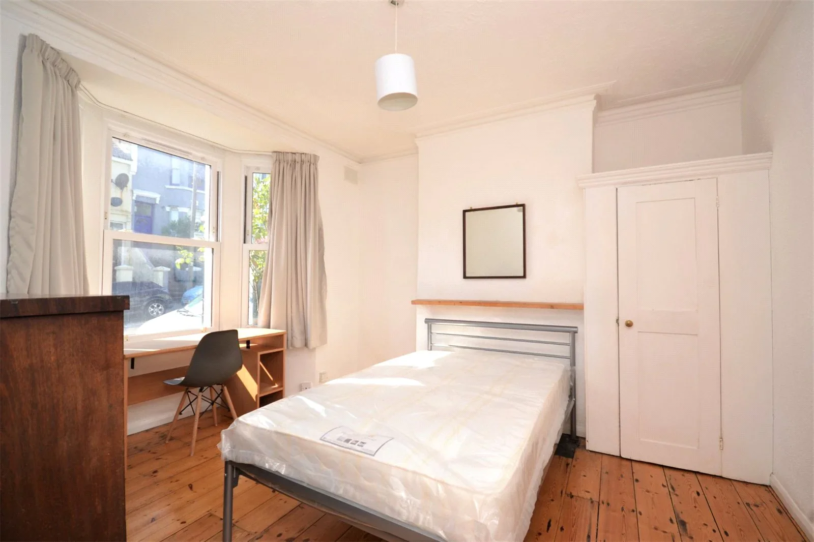 Flat Belton Road in Brighton