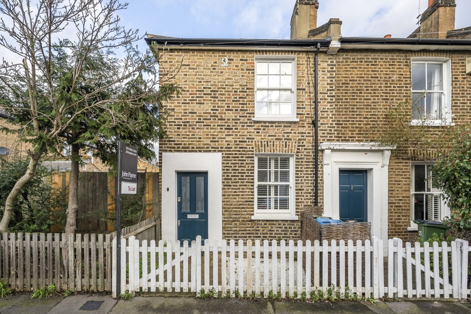 House Old Woolwich Road in Greater London