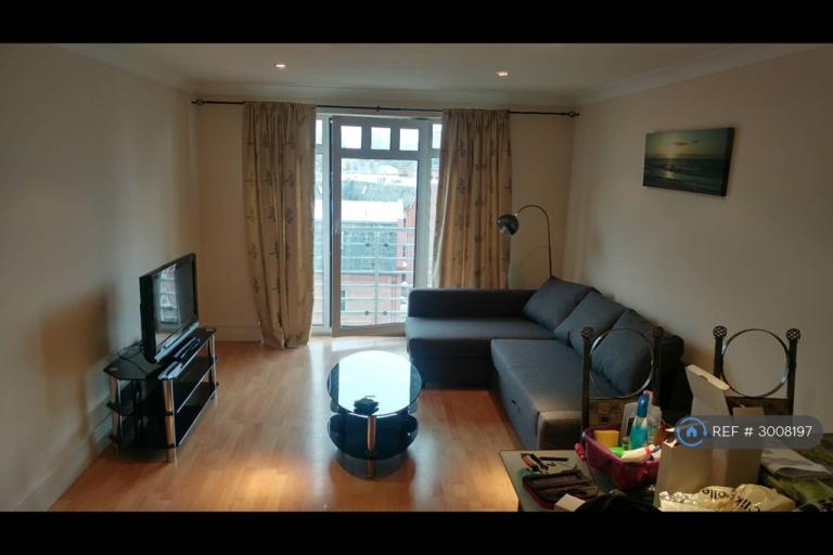 Flat Greyfriars Road in Coventry