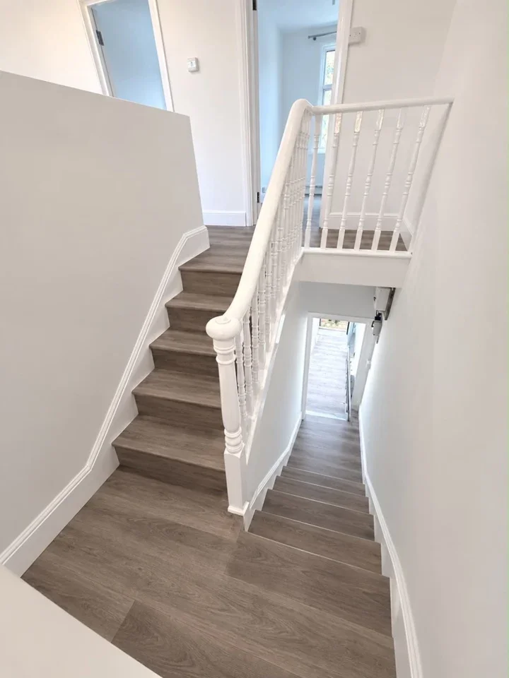 Flat Eglinton Road in Greater London