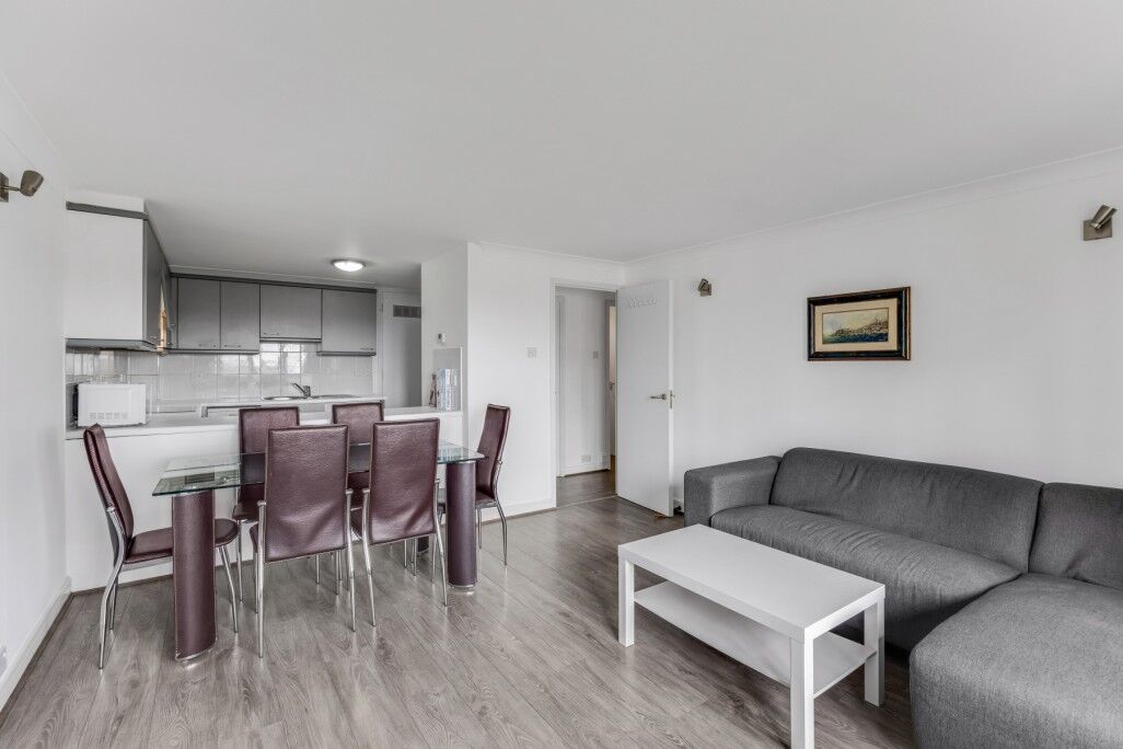 Flat Admiral Walk in City of Westminster