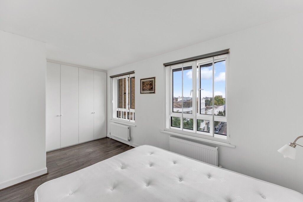 Flat Admiral Walk in City of Westminster