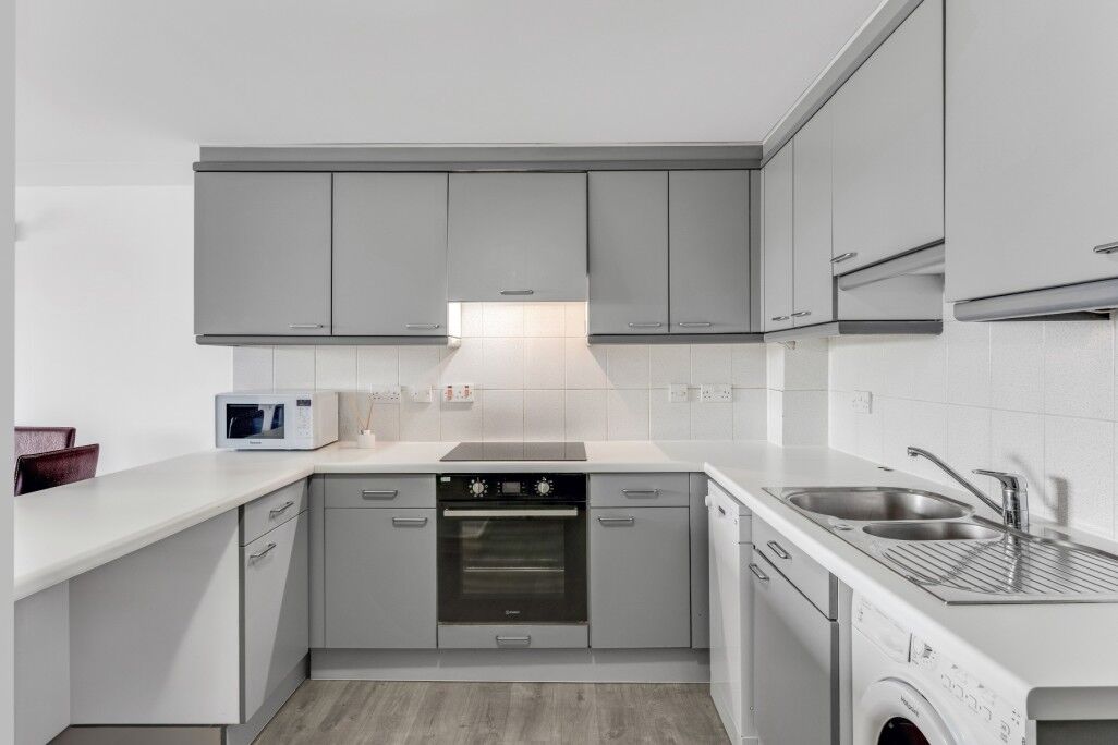 Flat Admiral Walk in City of Westminster