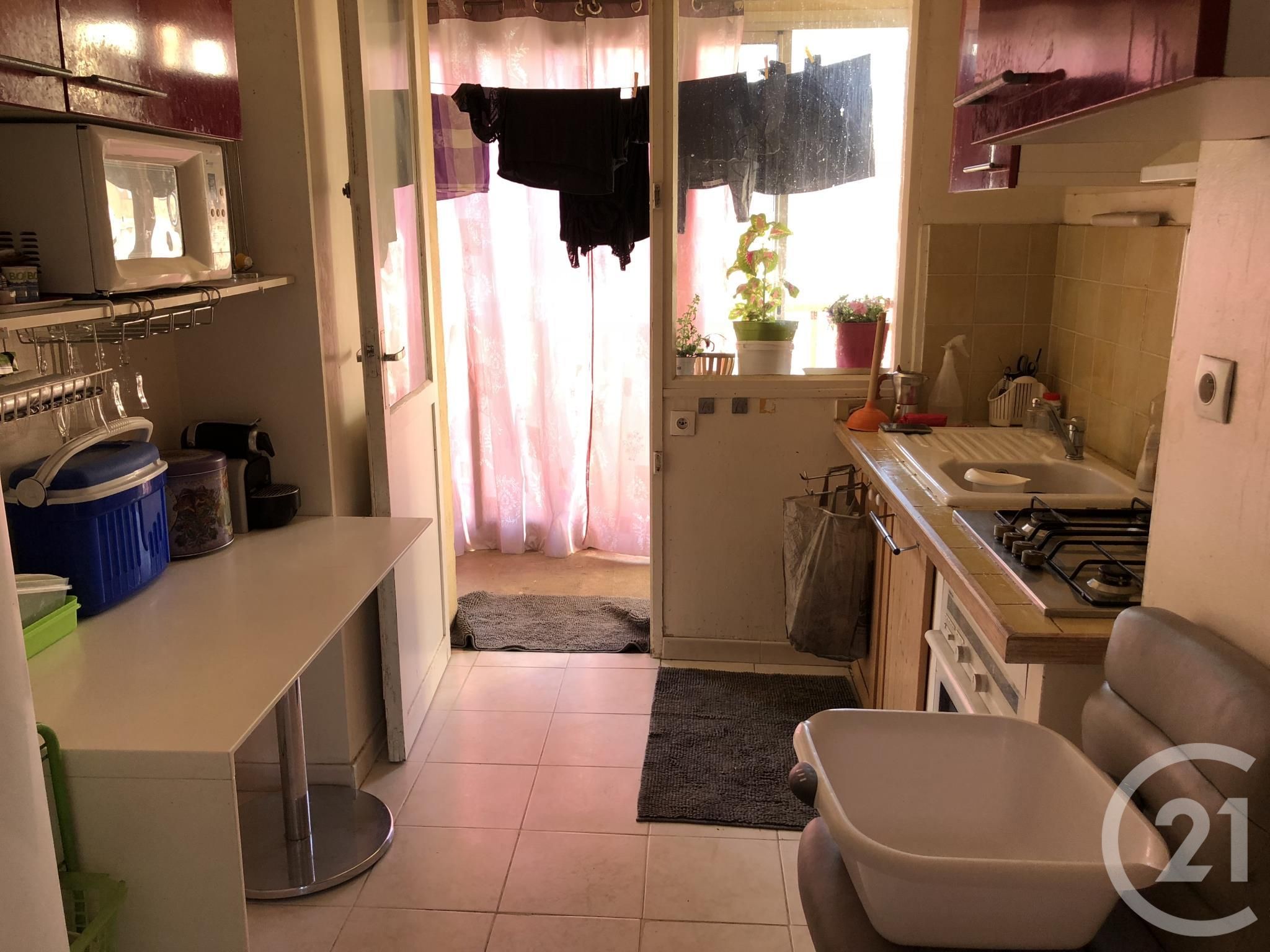 Appartement Avenue Jean-Paul Sartre à Marseille
