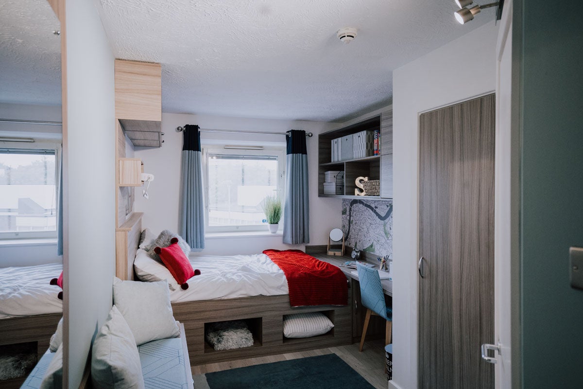 Room Pocock Street in Greater London