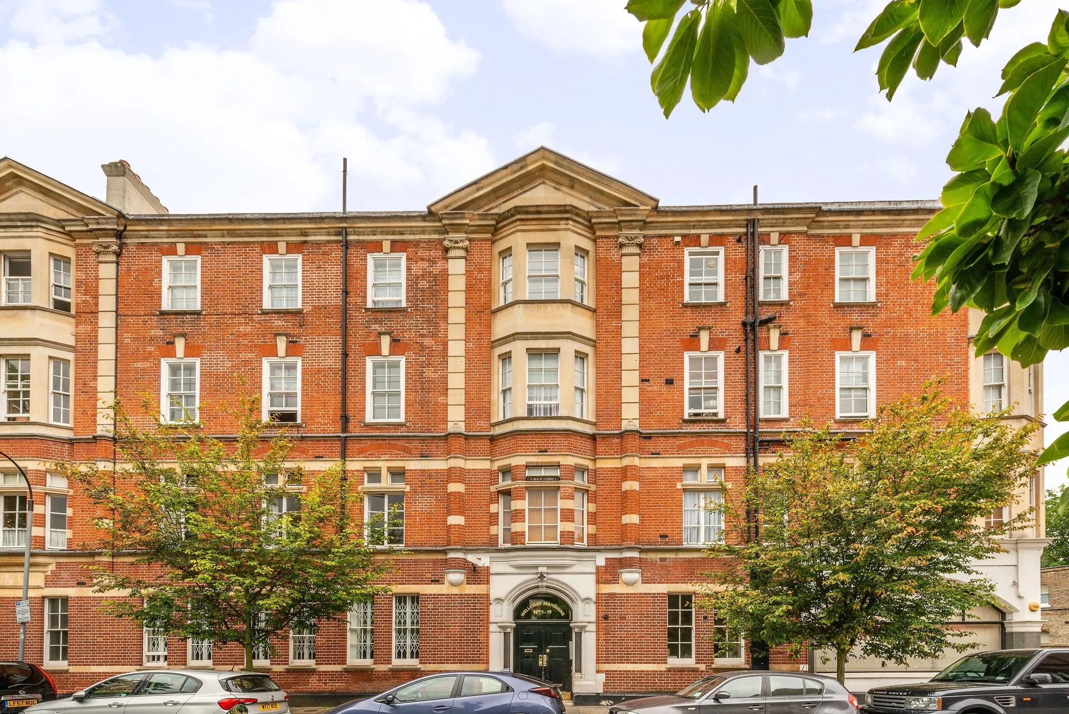 Flat Gunterstone Road in Greater London