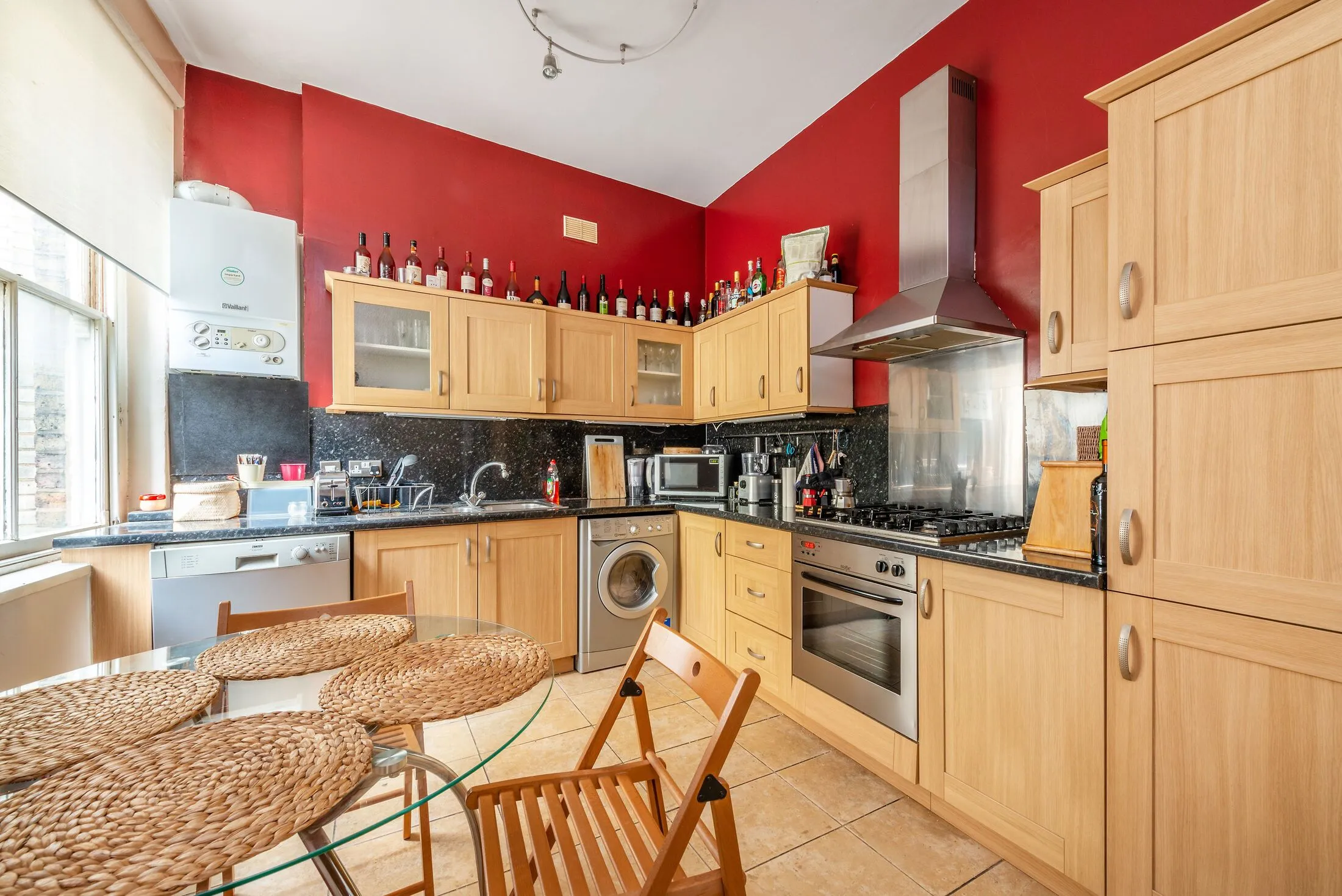 Flat Gunterstone Road in Greater London