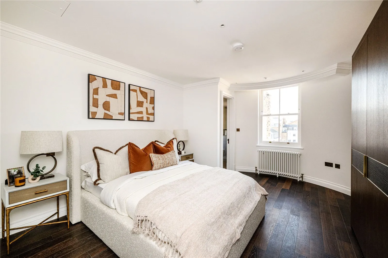 Flat Charles Street in City of Westminster