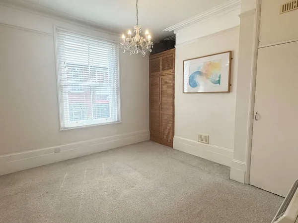 Flat Little Mount Sion in Tunbridge Wells