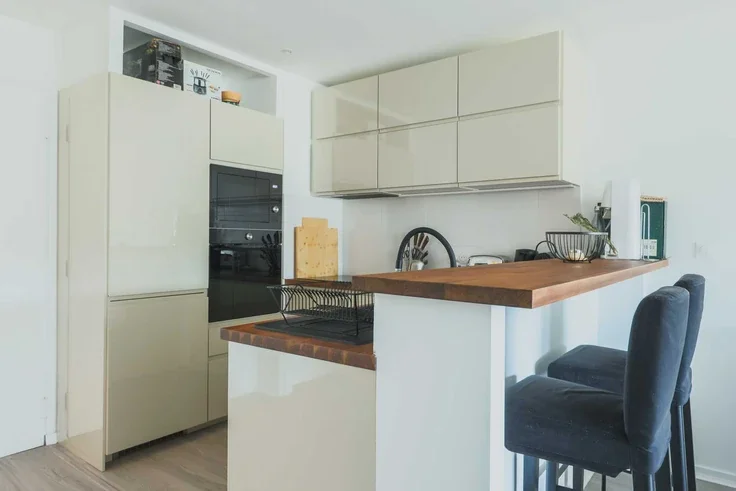 Appartement Rue Jean de La Fontaine à Paris