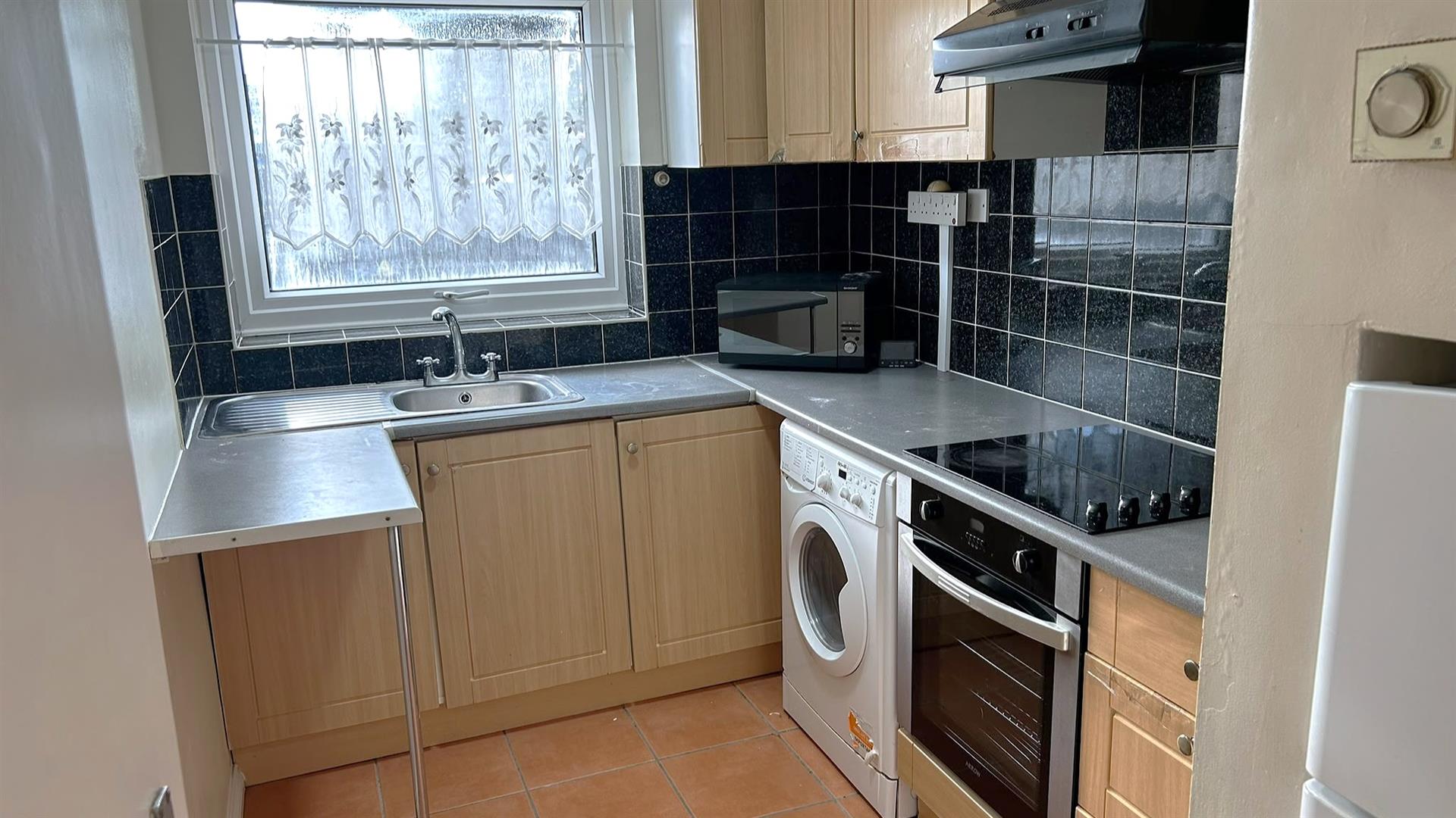Flat Uxbridge Road in Greater London