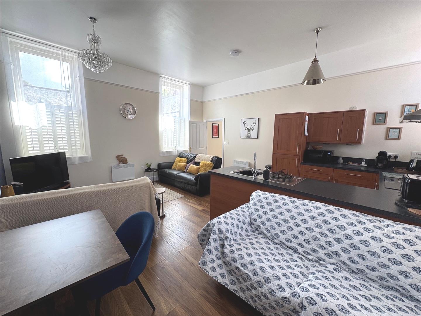 Flat Sharron Drive in Leek