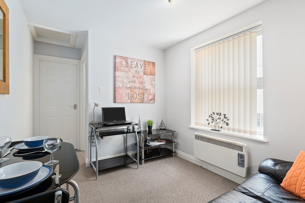 Flat Bedford Terrace in Plymouth