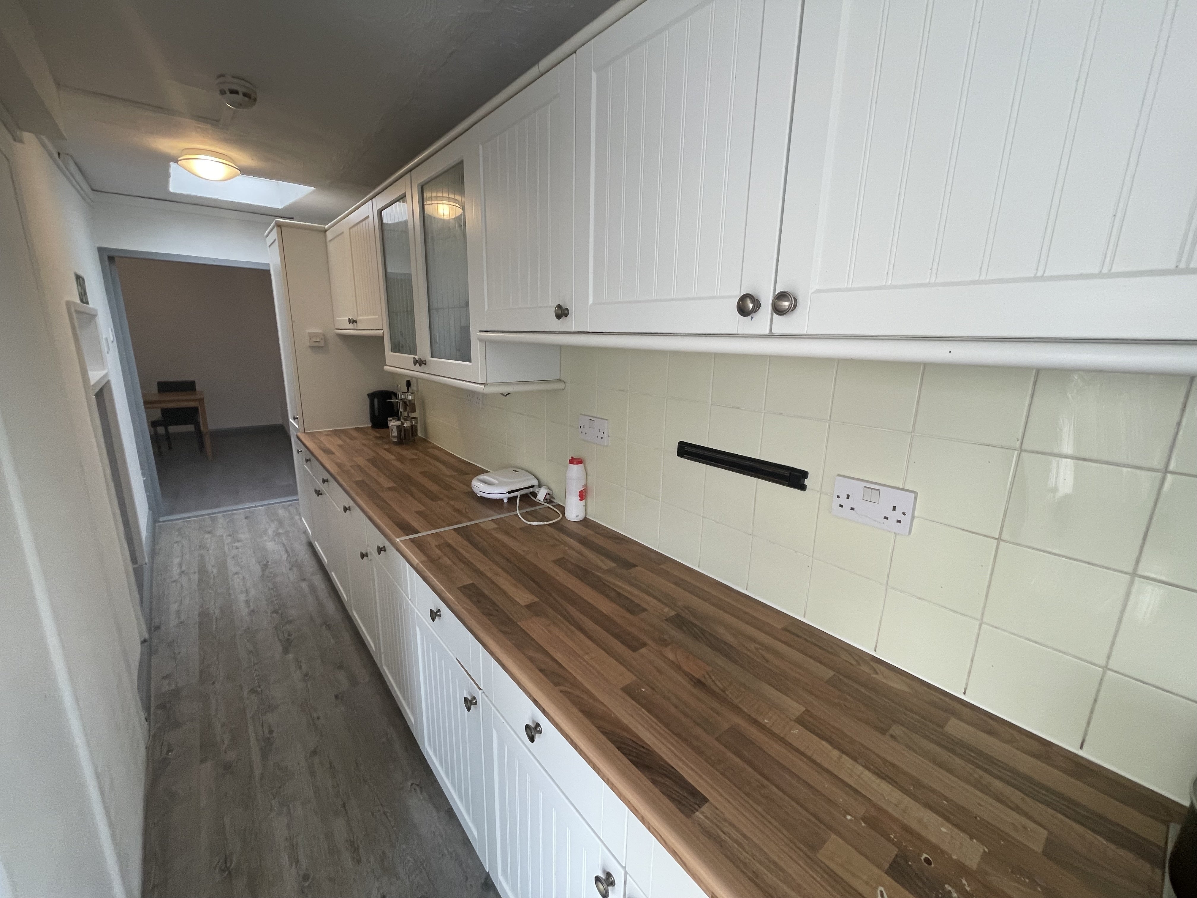 Room Fore Street in Camborne