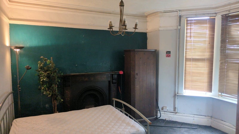 Room West Road in Newcastle