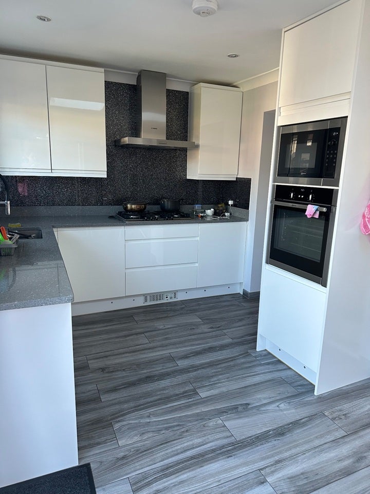 Room Eccleston Crescent in Greater London