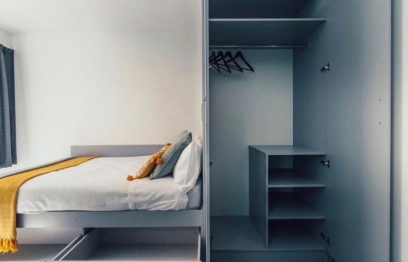 Room Millstone Lane in Leicester