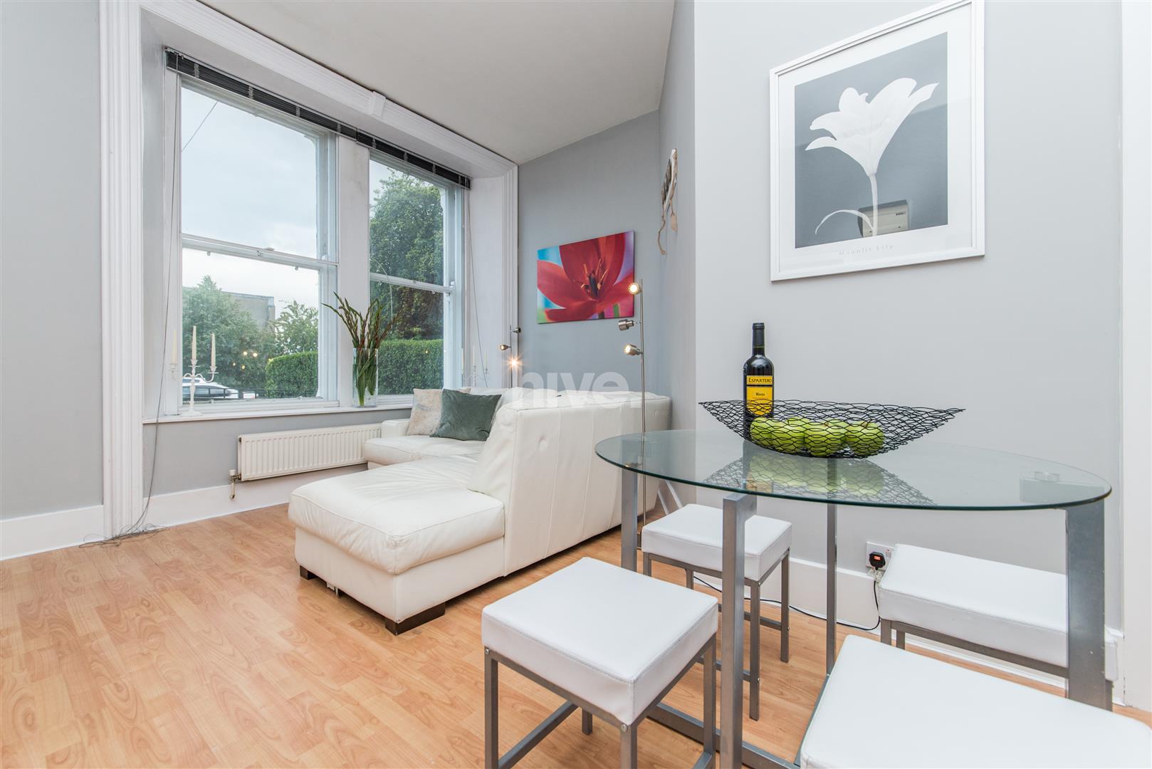 Flat Osborne Terrace in Newcastle upon Tyne