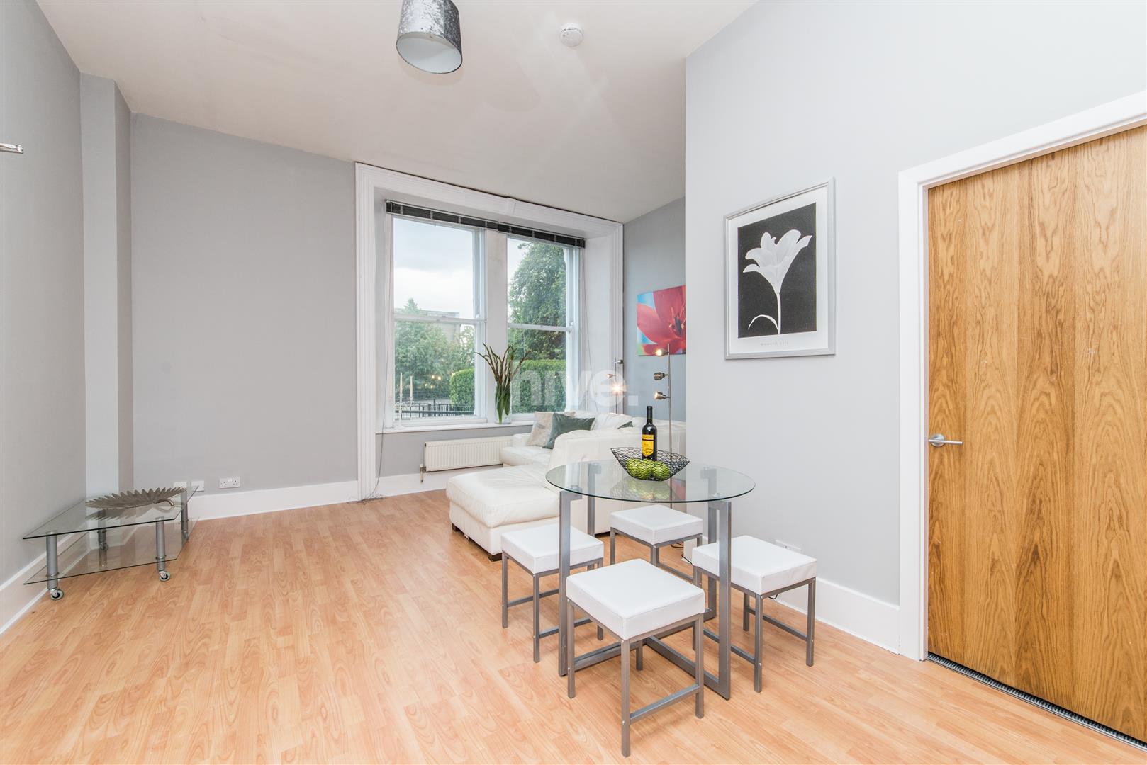 Flat Osborne Terrace in Newcastle upon Tyne