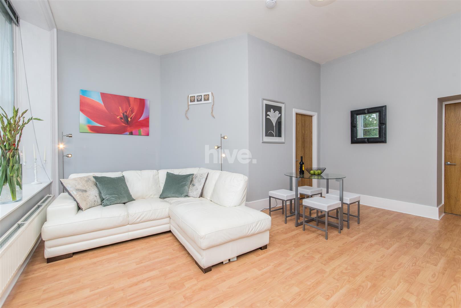 Flat Osborne Terrace in Newcastle upon Tyne