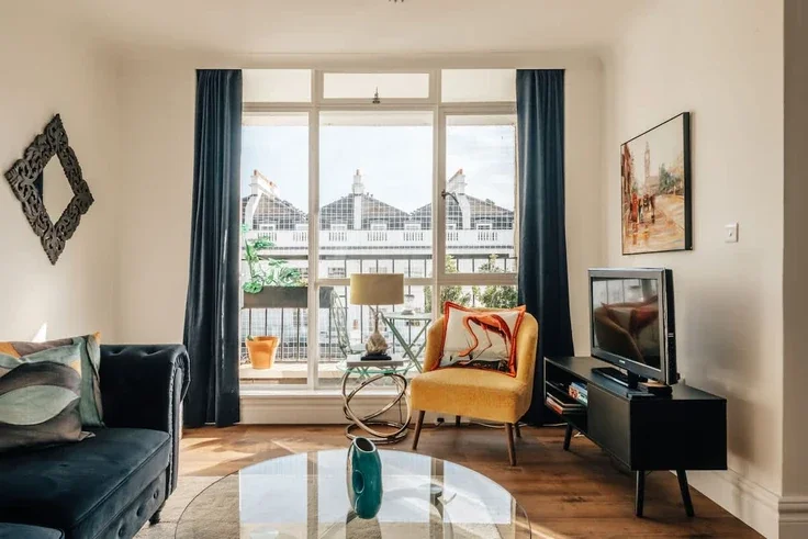 Flat Lancaster Gate in City of Westminster