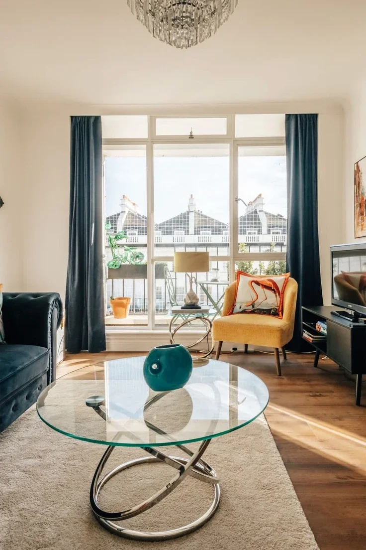 Flat Lancaster Gate in City of Westminster