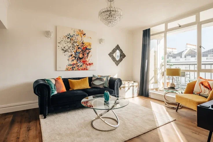Flat Lancaster Gate in City of Westminster