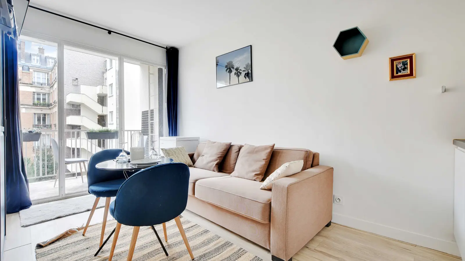 Appartement Rue Marceline Desbordes-Valmore à Paris